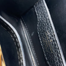 Load image into Gallery viewer, LOUIS VUITTON Capucines NoirM10166 Taurillon Leather Size NANO