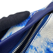 将图像加载到图库查看器中,LOUIS VUITTON Discovery・Bumbag BlueM20587 Monogram・Bandana Size PM
