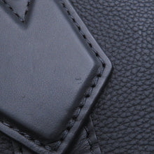 将图像加载到图库查看器中,LOUIS VUITTON Lock It NoirM59158 Taurillon Leather LV Aerogram