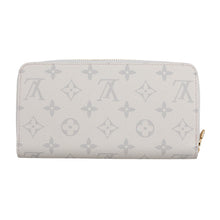 将图像加载到图库查看器中,LOUIS VUITTON Zippy Wallet LV × TM WhiteM14240 Monogram Cherry