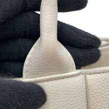 将图像加载到图库查看器中,Bottega Veneta Maxi INTRECCIATO Candy Alco Tote White729029 Leather