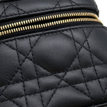 将图像加载到图库查看器中,Dior Cannage 2-Way Vanity Shoulder Pouch Black Leather