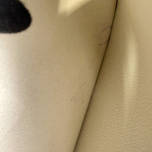 Load image into Gallery viewer, CELINE Cabas Anais Tote Bag White116853 Leather Size Medium