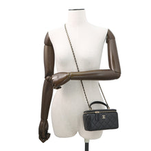 将图像加载到图库查看器中,CHANEL Matelasse Top Handle 2-Way Vanity Bag BlackAP1472 Lambskin