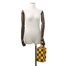将图像加载到图库查看器中,LOUIS VUITTON Rocker Dopp Kit YellowN40567 Damier・Pop
