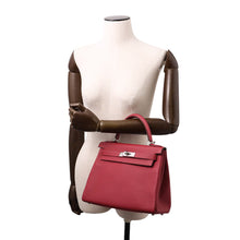 Load image into Gallery viewer, HERMES Kelly Retourne Ruby Togo Leather Size 28