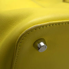 Load image into Gallery viewer, HERMES ToolBox Lime Swift Leather Size 26