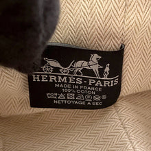 将图像加载到图库查看器中,HERMES Brid a Black Hibiscus Canvas Size PM