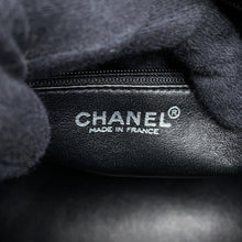 将图像加载到图库查看器中,CHANEL Medallion Tote BlackA01804 Caviar Leather