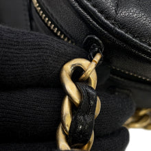 将图像加载到图库查看器中,CHANEL CHANEL19 Round ChainShoulder Bag BlackAP0945 Lambskin
