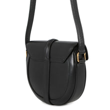 Load image into Gallery viewer, CELINE Busas 16 Seize Shoulder Bag Black188013 Leather Size Small