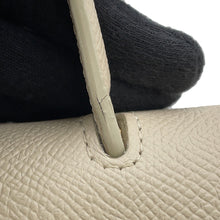 将图像加载到图库查看器中,CELINE Belt bag Cream189003 Leather Size Nano