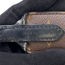 将图像加载到图库查看器中,LOUIS VUITTON Shoulder Strap Brown/Noir/WhiteJ02289 Monogram