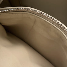 将图像加载到图库查看器中,India WhiteW1734 L133 Leather Size 10