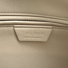 将图像加载到图库查看器中,India WhiteW1734 L133 Leather Size 10