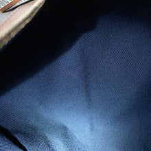 将图像加载到图库查看器中,Berluti Signature 2-way Travel Bag Black Leather