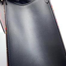 将图像加载到图库查看器中,LOUIS VUITTON Fall in Love Onthego RedM45888 Monogram Size MM