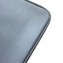 将图像加载到图库查看器中,LOUIS VUITTON Easy Pouch Light BlueM80480 Epi Leather