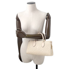 将图像加载到图库查看器中,LOUIS VUITTON Onthego claimM23698 Monogram Empreinte Leather Size EW