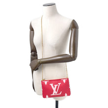 将图像加载到图库查看器中,LOUIS VUITTON Pochette double zip RougeM67561 Monogram Monogram Giant