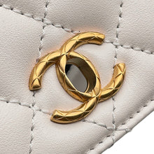 将图像加载到图库查看器中,CHANEL Matelasse Coco Handle Top Handle 2-Way Handbag 2025 Model with Matelasse Design Accessories WhiteAS2215 Lambskin Size XXS