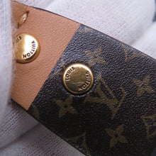 将图像加载到图库查看器中,LOUIS VUITTON Cropped Monogram Puffer Jacket MonogramPattern/Short Length Size 38 Noir Nylon76% Polyurethane24%