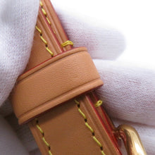 将图像加载到图库查看器中,LOUIS VUITTON Trocadero Wearable Wallet BrownM26020 Monogram・Landscape