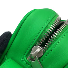 将图像加载到图库查看器中,Bottega Veneta INTRECCIATO Phone Pouch Parakeet729296 Calf Leather