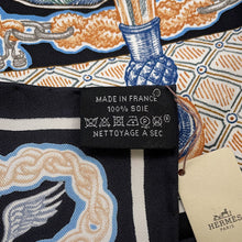 将图像加载到图库查看器中,HERMES Carre Super Silk Quest Size 90 Black/Blue/Beige Silk100%