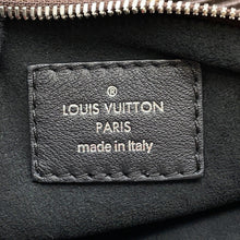 将图像加载到图库查看器中,LOUIS VUITTON Pouch・Explorer Noir/RedM62232 Monogram