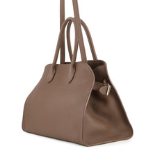 将图像加载到图库查看器中,The Row Soft Margaux 12 Dark Olive Leather