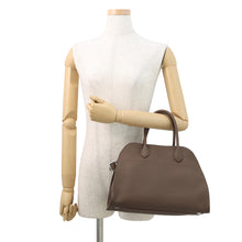 将图像加载到图库查看器中,The Row Soft Margaux 12 Dark Olive Leather