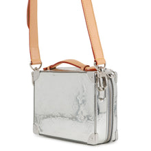 将图像加载到图库查看器中,LOUIS VUITTON Handle ・ Soft Trunk Silver/GrayM45885 Monogram・Mirror