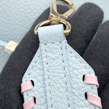 将图像加载到图库查看器中,LOUIS VUITTON Capucines Light Blue Taurillon Leather Size BB