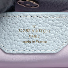 将图像加载到图库查看器中,LOUIS VUITTON Capucines Light Blue Taurillon Leather Size BB