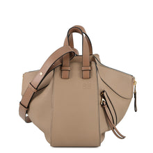 Load image into Gallery viewer, LOEWE hammock SandA538S35X51 Soft Grained Calf Leather Size Small