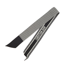 将图像加载到图库查看器中,Dior 30 Montaigne Mitzah Scarf White/Black15MON106I601 Silk100%