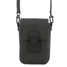 将图像加载到图库查看器中,LOUIS VUITTON SPadlock Vertical Wearable Wallet NoirM81524 Monogram・Taurillon