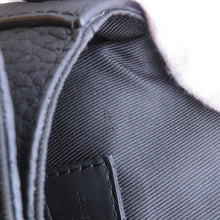 将图像加载到图库查看器中,LOUIS VUITTON SPadlock Vertical Wearable Wallet NoirM81524 Monogram・Taurillon