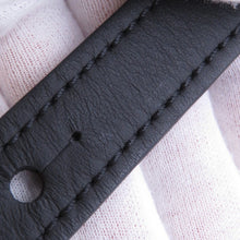 将图像加载到图库查看器中,LOUIS VUITTON SPadlock Vertical Wearable Wallet NoirM81524 Monogram・Taurillon