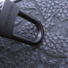 将图像加载到图库查看器中,LOUIS VUITTON SPadlock Vertical Wearable Wallet NoirM81524 Monogram・Taurillon