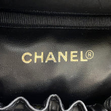 将图像加载到图库查看器中,CHANEL CC Logo vanity bag BlackA01998 Caviar Leather