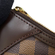 将图像加载到图库查看器中,LOUIS VUITTON Thames RedN48181 Damier Ebene Canvas Size GM