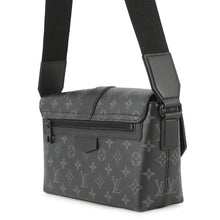Load image into Gallery viewer, LOUIS VUITTON S Cape Messenger BlackM46794 Monogram Eclipse