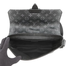 Load image into Gallery viewer, LOUIS VUITTON S Cape Messenger BlackM46794 Monogram Eclipse
