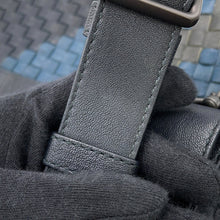 将图像加载到图库查看器中,Bottega Veneta INTRECCIATO Club Fumé Messenger Bag Shoulder Bag Blue/Black387302 Leather