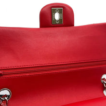 将图像加载到图库查看器中,CHANEL Matelasse W Flap W Chain Shoulder RedA01112 Enamel Size 25