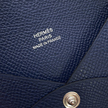 将图像加载到图库查看器中,HERMES Calvi blue navy Epsom