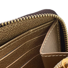 将图像加载到图库查看器中,LOUIS VUITTON Zippy Wallet Japan Limited Edition GoldM27030 Monogram