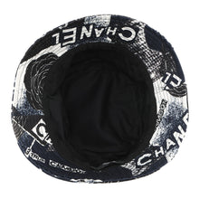 Load image into Gallery viewer, CHANEL Camellia bucket hat Size M Black/White Cotton 100%